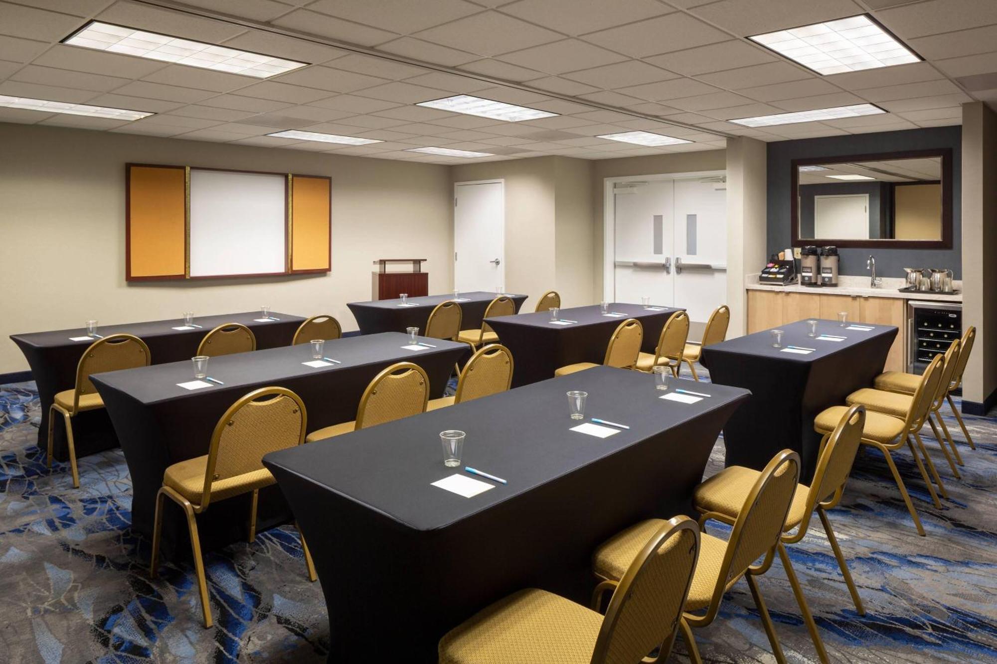 Fairfield Inn And Suites By Marriott Napa American Canyon Exterior foto